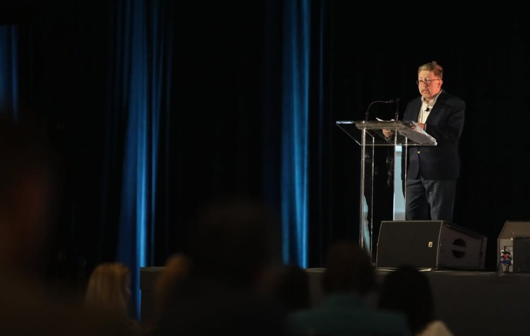 Mark Minevich AI thought leader speaking at global AI forum